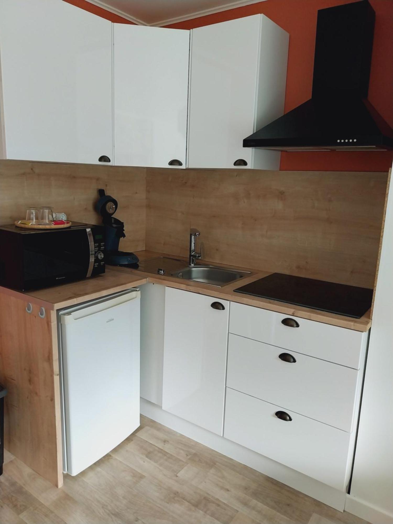 Superbe Grand Studio Tout Confort Avec Exterieur Poussan Eksteriør billede